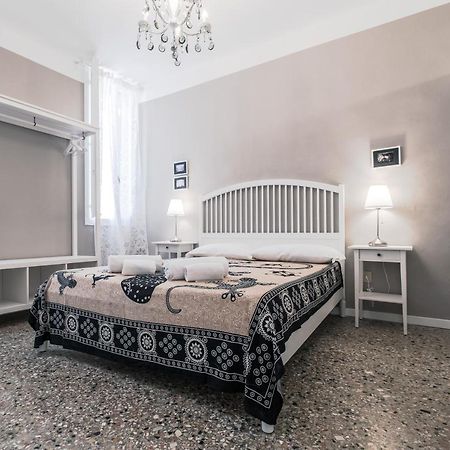 Appartamento Ai Greci Residenza Quaggio Veneţia Exterior foto